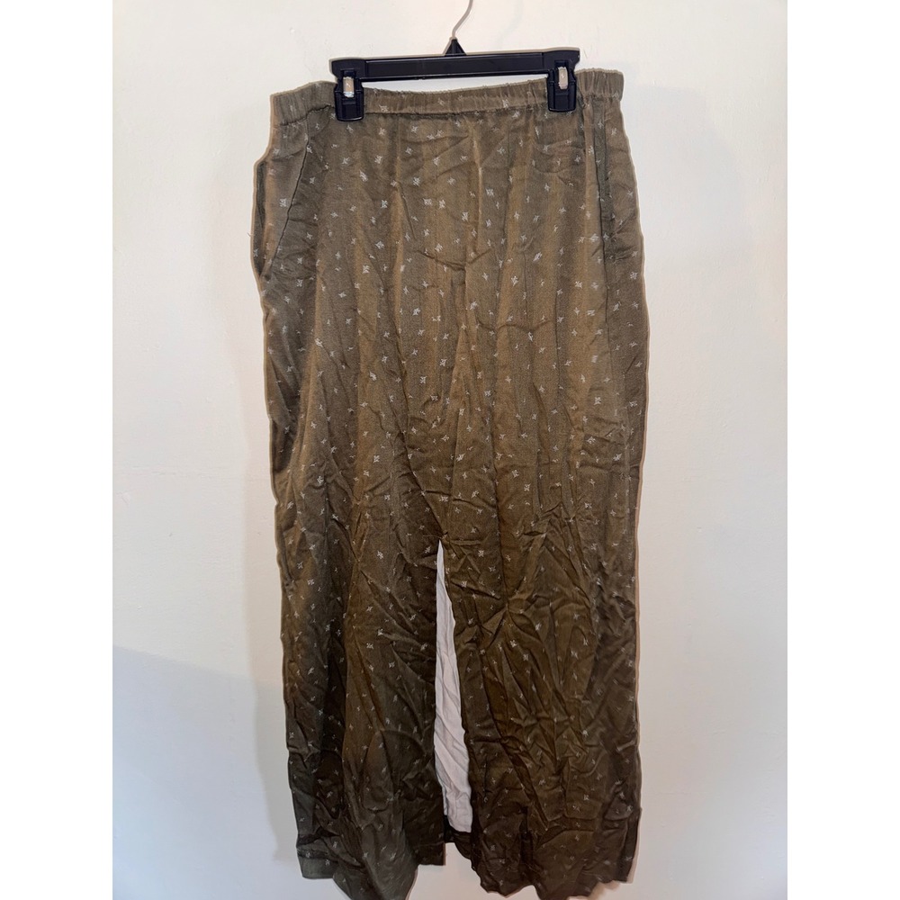 Melrose and Market Olive Green Floral Skirt Medium Pockets Elastic NWOT